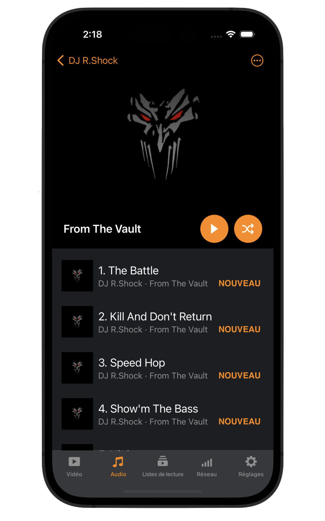 Альбомный вид медиатеки VLC на iPhone
