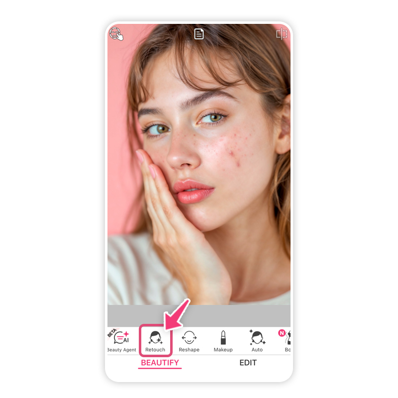 YouCam Makeup: раздел Retouch для портретной коррекции