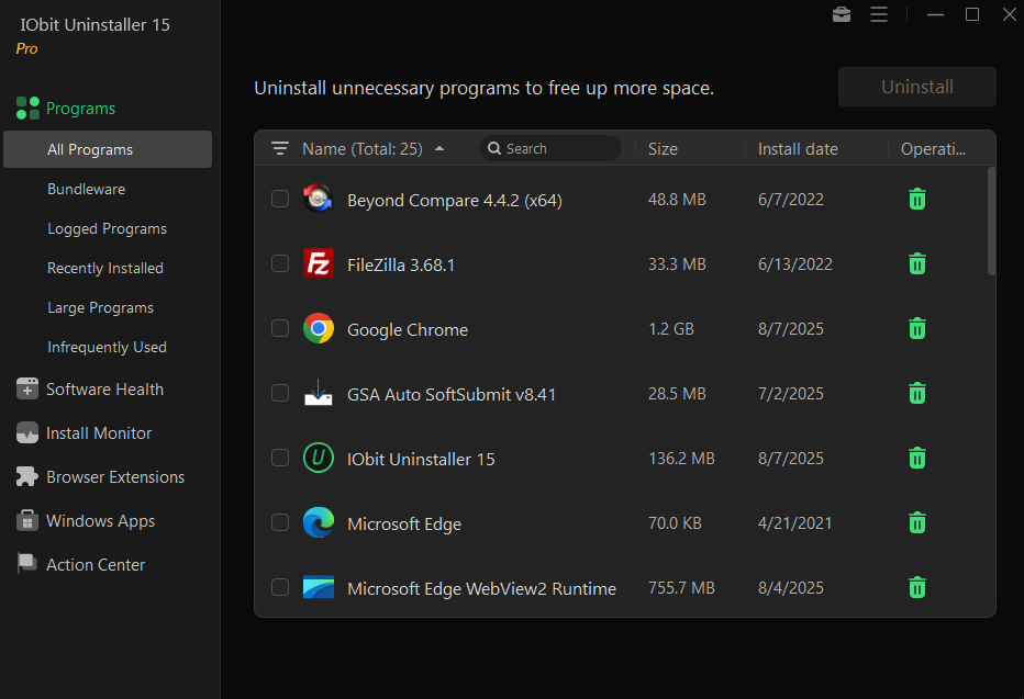 Интерфейс IObit Uninstaller со списком программ