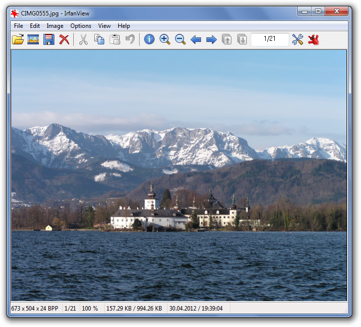 IrfanView в Windows с открытой фотографией
