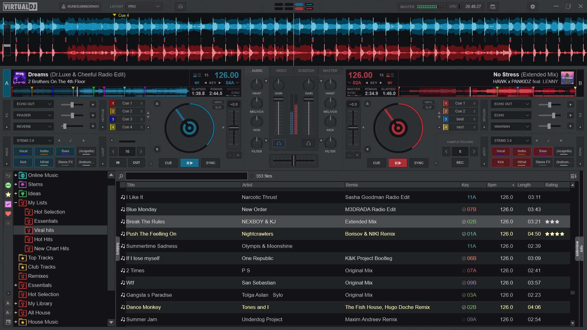 Интерфейс VirtualDJ Pro с расширенным расположением элементов управления
