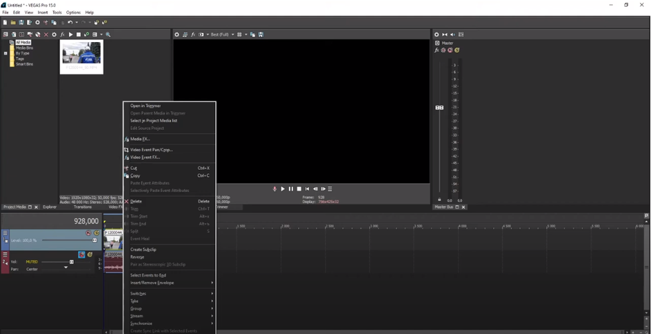 Интерфейс VEGAS Pro с видеоклипом на таймлайне