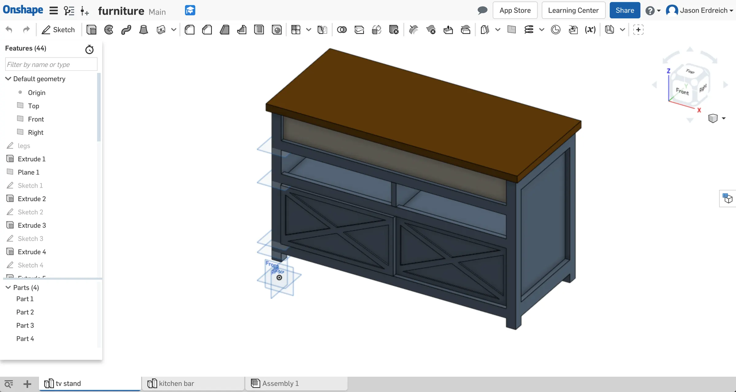 Интерфейс Onshape с 3D-моделью мебельной тумбы