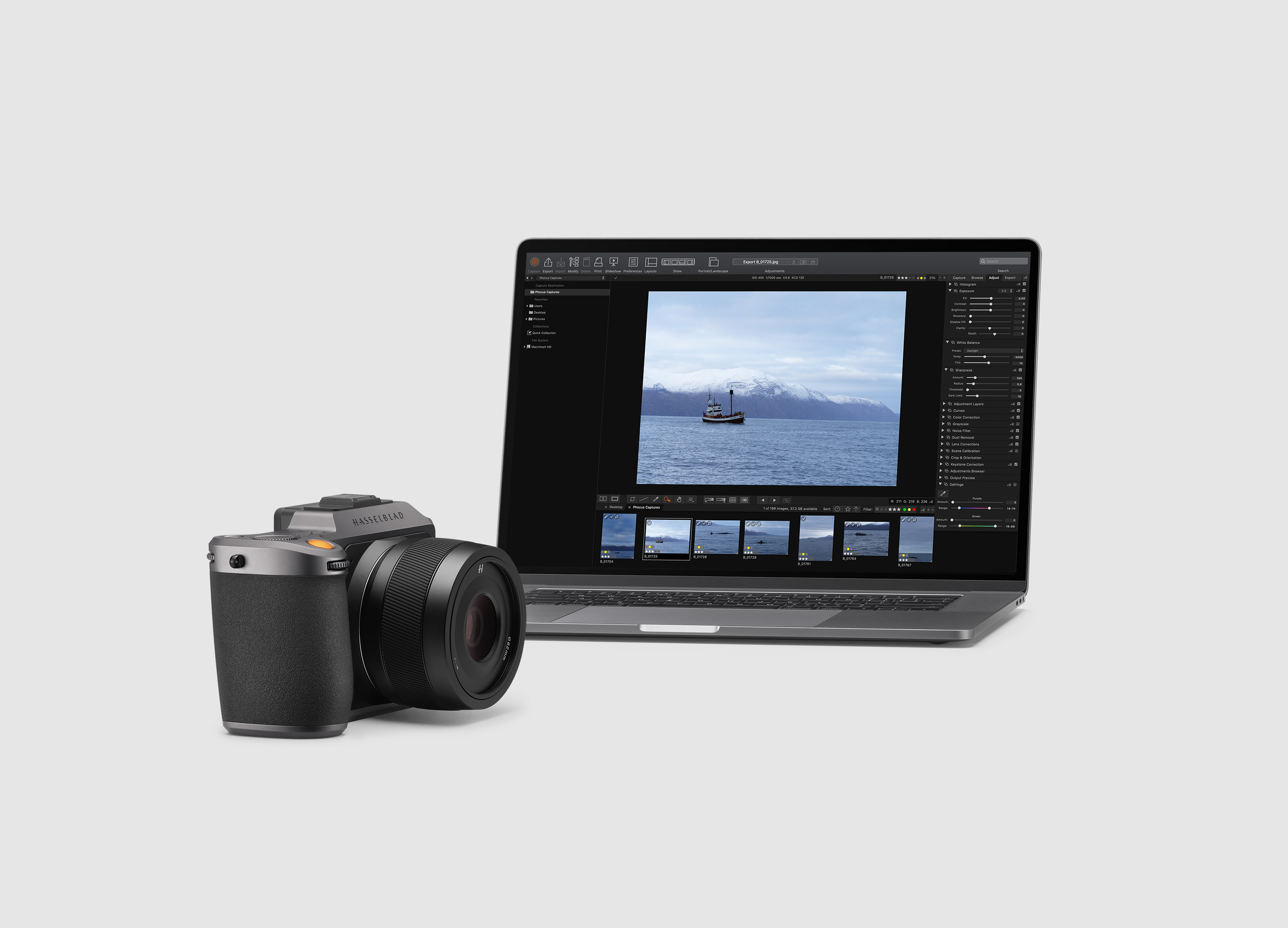 Интерфейс Hasselblad Phocus на ноутбуке рядом с камерой Hasselblad