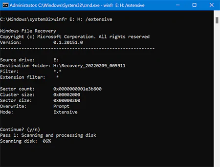 Окно Windows File Recovery с командой winfr