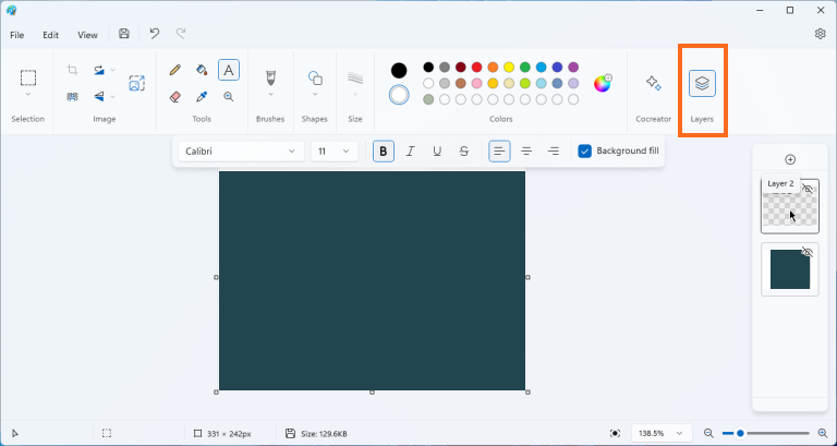 Интерфейс Microsoft Paint в Windows 11 с открытой панелью Layers