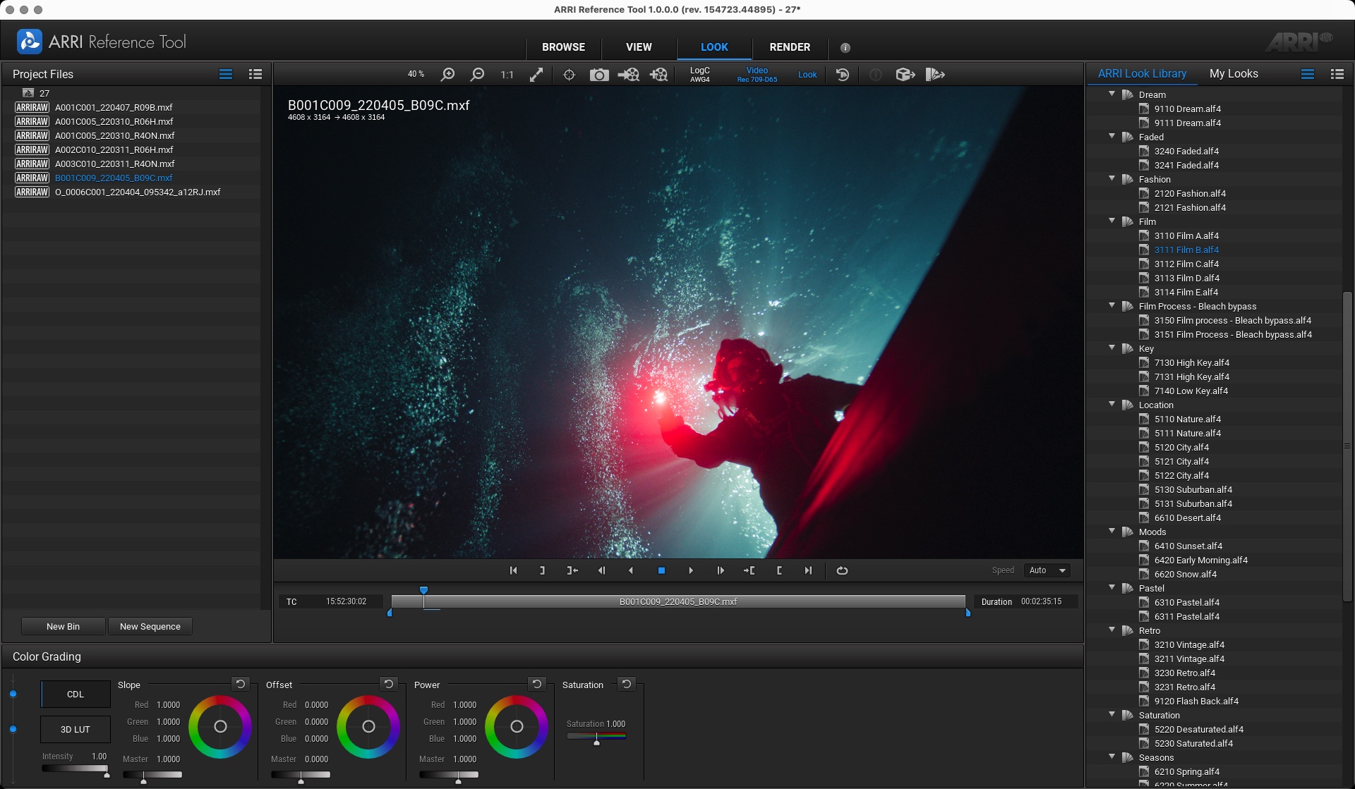 ARRI Reference Tool в Look Room с ARRIRAW клипом и панелью цветовых настроек