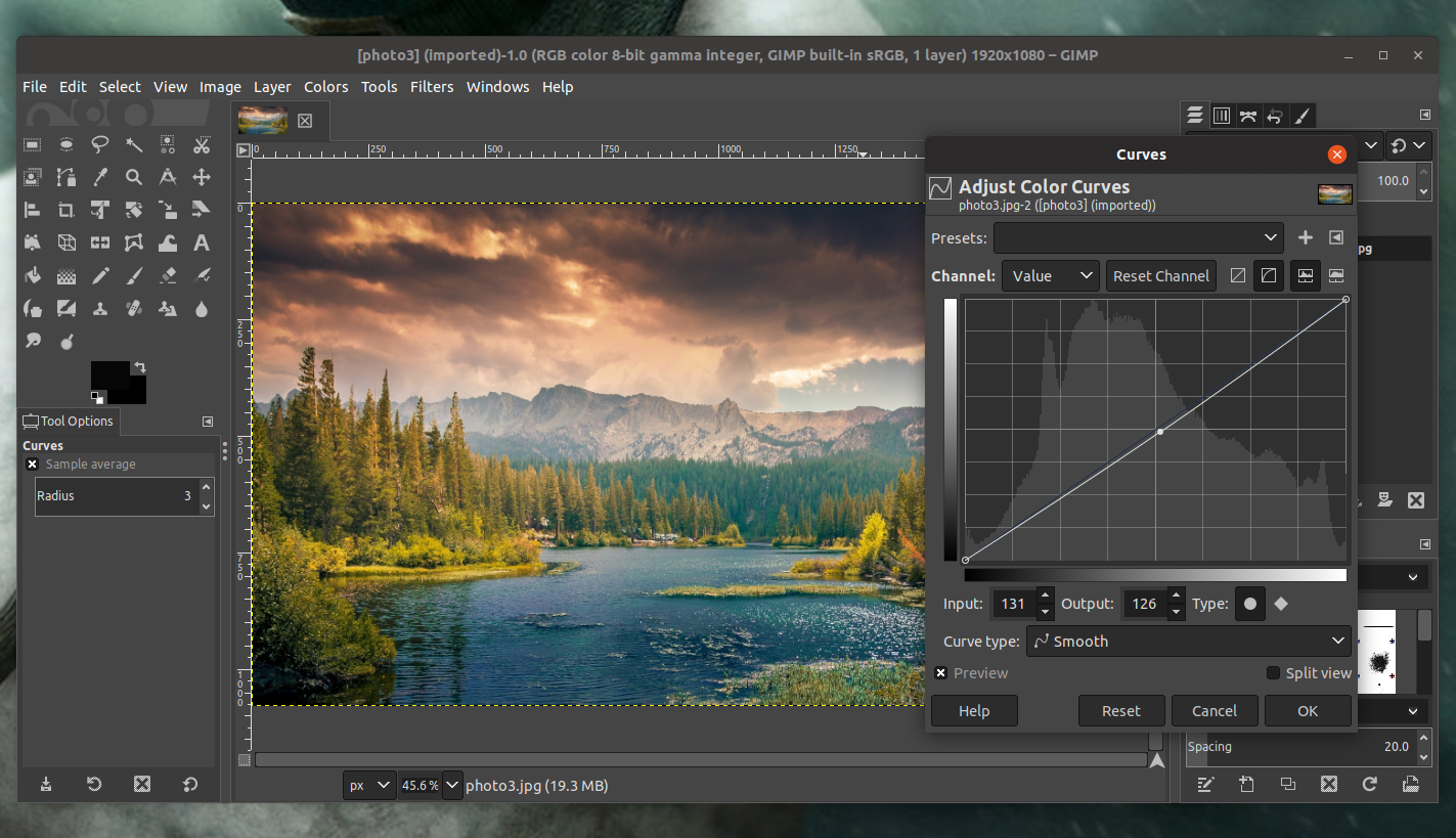 GIMP: окно Curves для изменения яркости средних и тёмных тонов