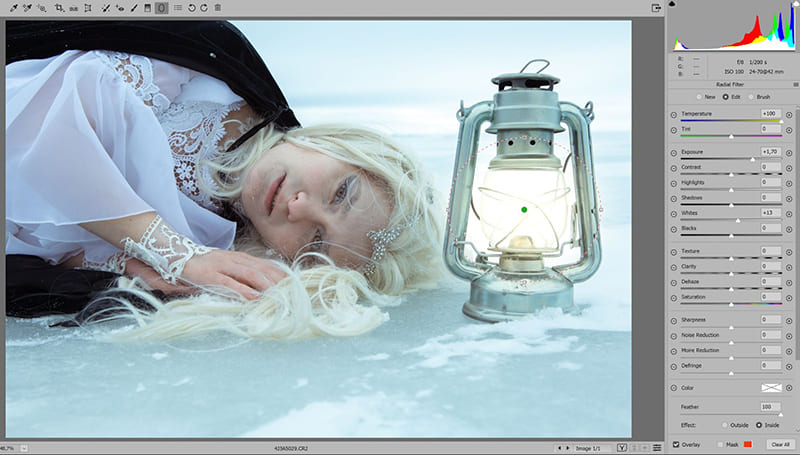 Окно Adobe Camera Raw с параметрами проявки