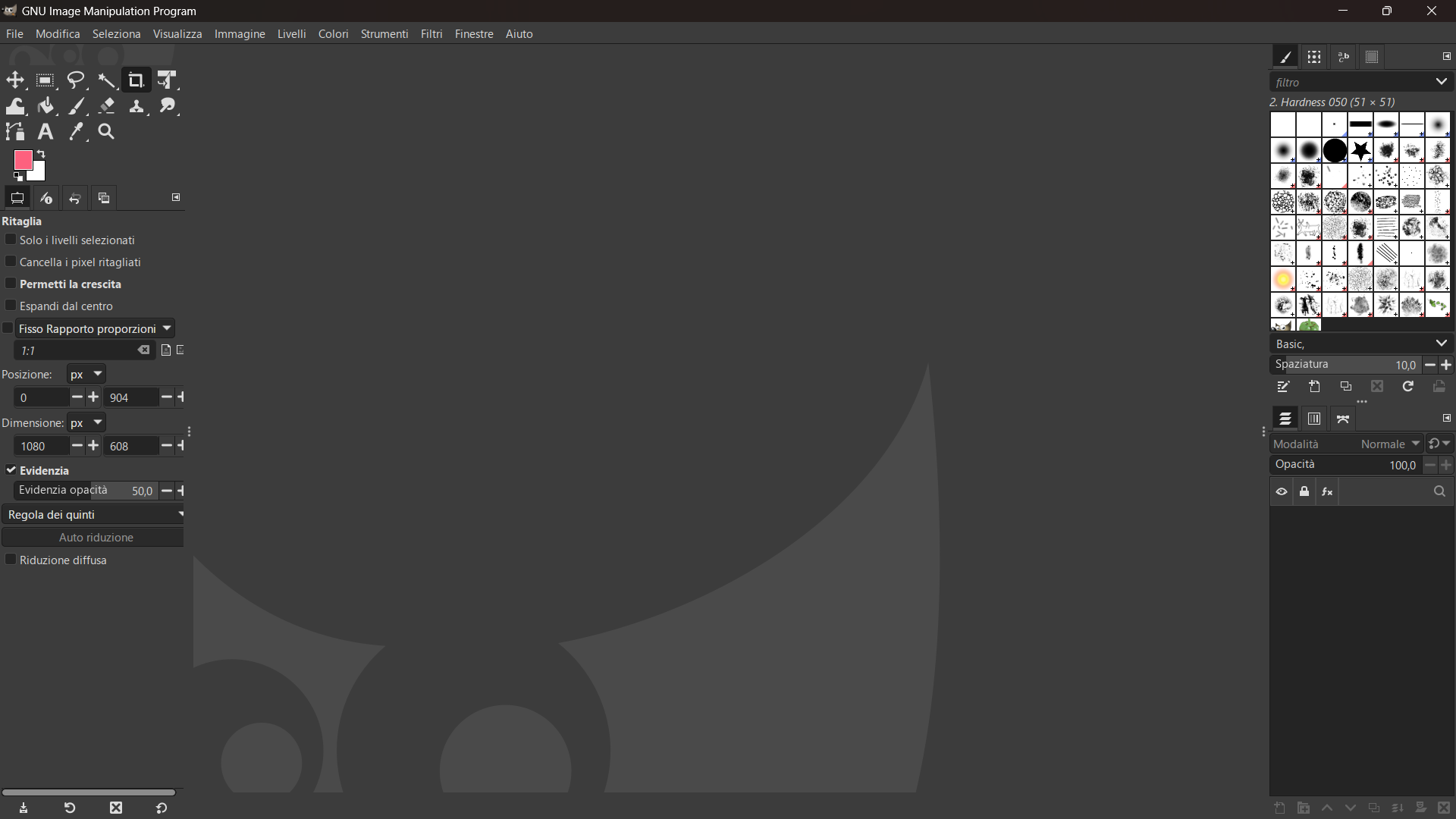 GIMP: рабочее окно редактора со слоями и панелями инструментов