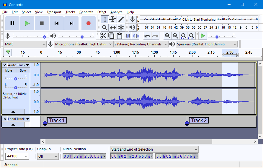 Интерфейс Audacity с несколькими аудиодорожками