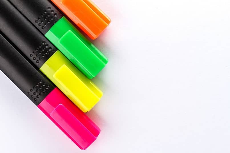 Выбор цвета маркера в Adobe Reader