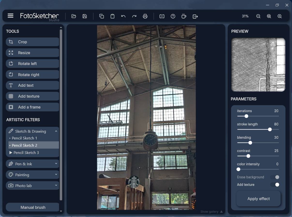 Интерфейс FotoSketcher с панелью художественных фильтров и предпросмотром фотографии