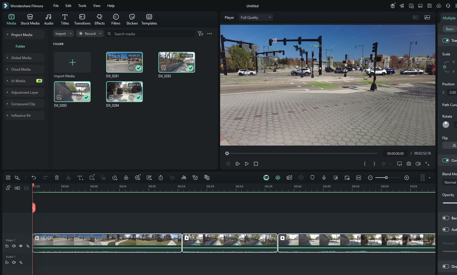 Интерфейс Wondershare Filmora с медиатекой, предпросмотром и монтажной шкалой