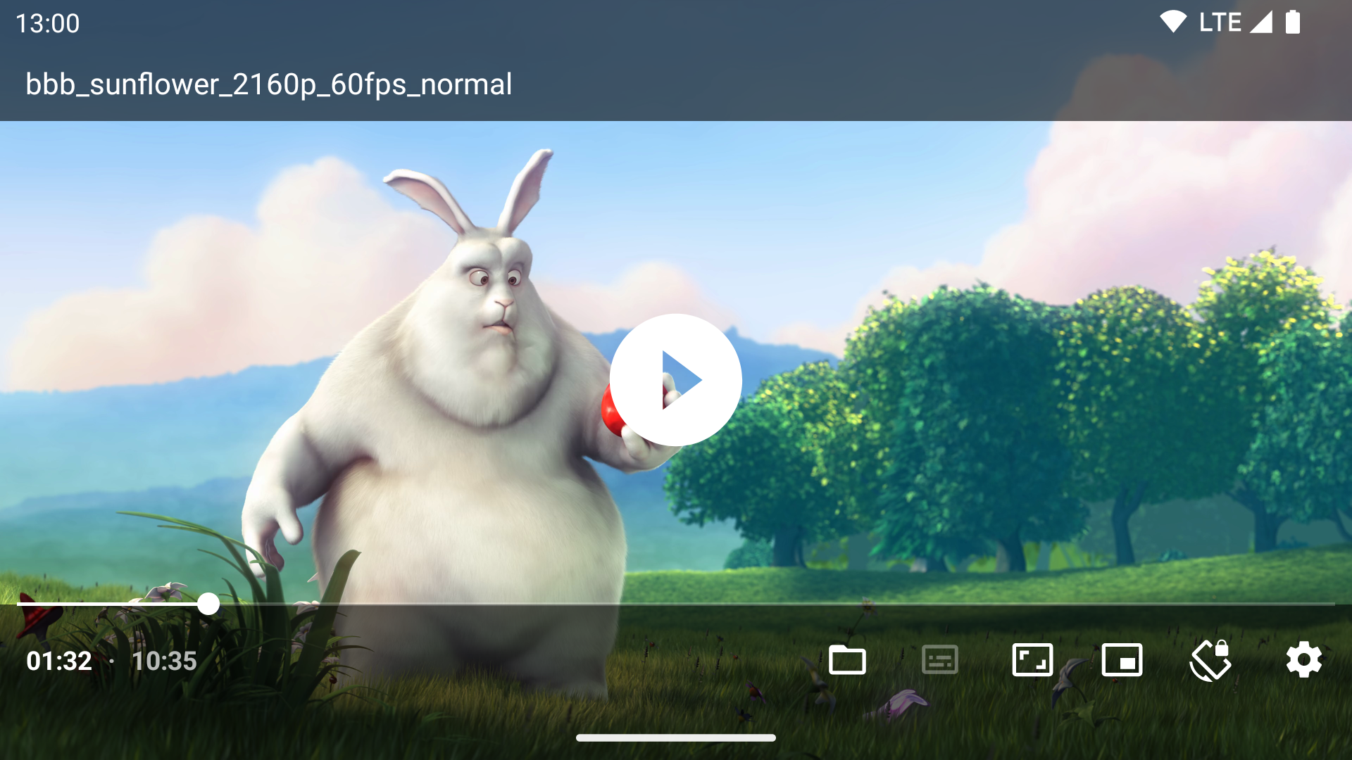 Интерфейс Just Video Player на Android с панелью воспроизведения