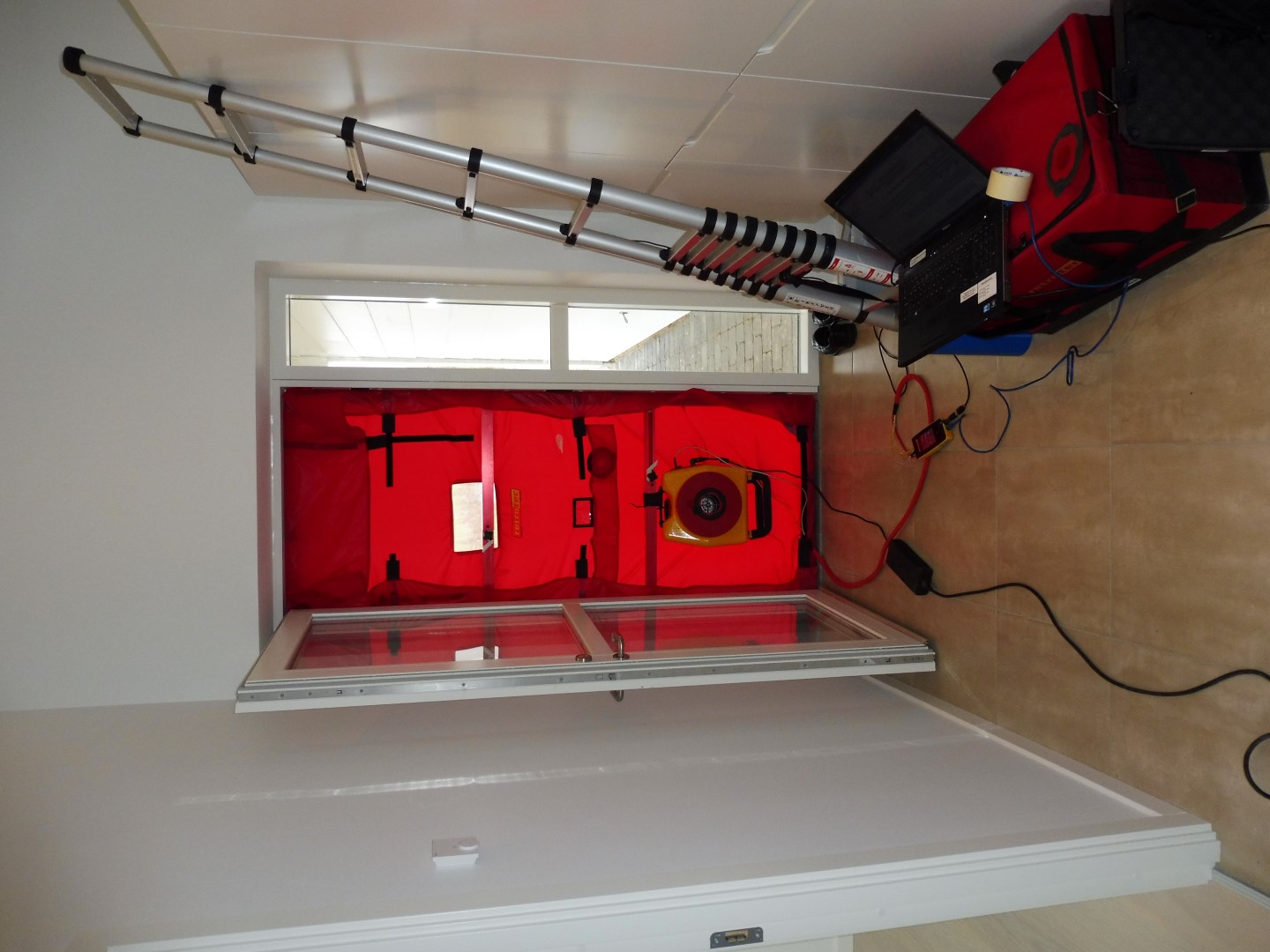 Оборудование для проверки воздухопроницаемости здания методом blower door