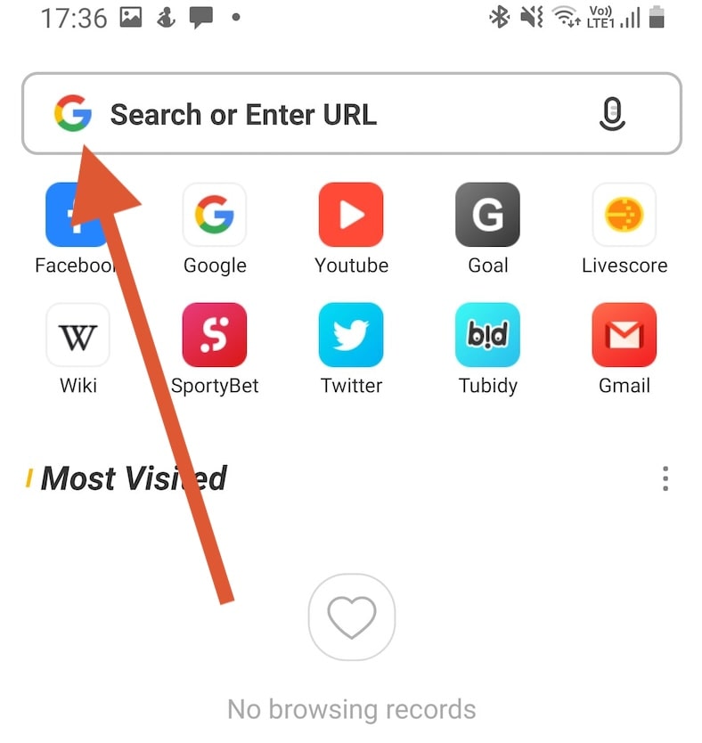 Стартовая страница UC Browser на Android с адресной строкой