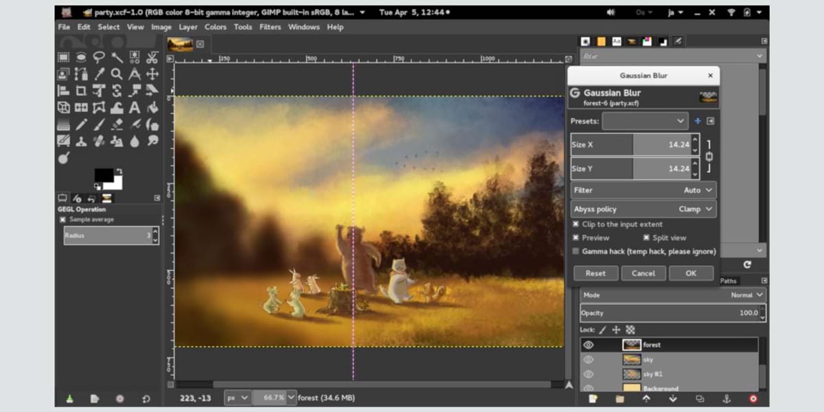 Интерфейс GIMP с диалогом фильтра и слоями