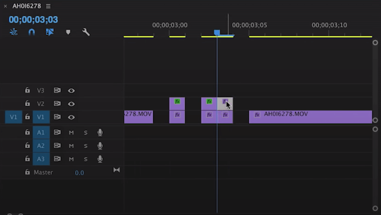 Дублированные фрагменты на таймлайне Adobe Premiere Pro