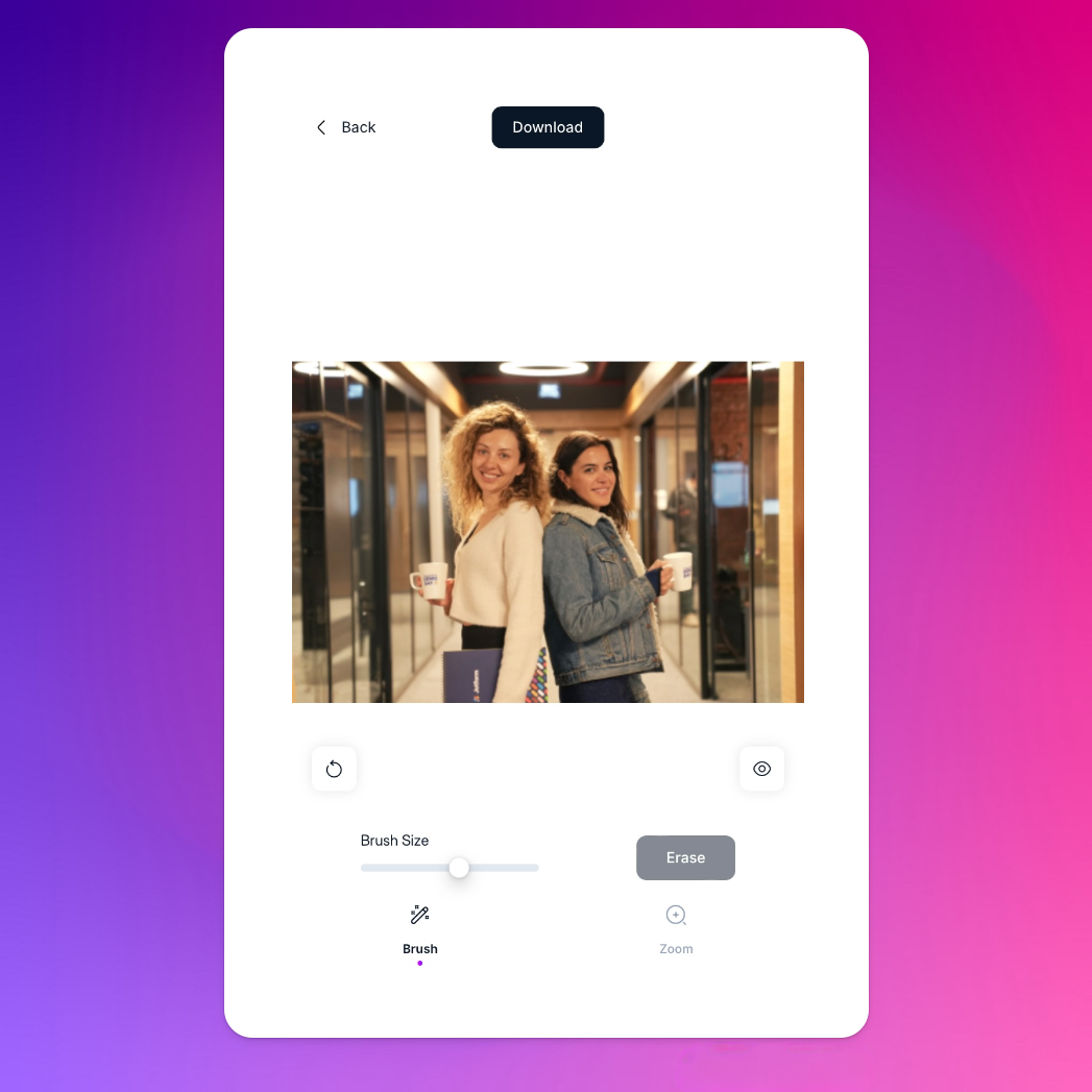 Интерфейс Magic Eraser после удаления объекта с кнопкой Download