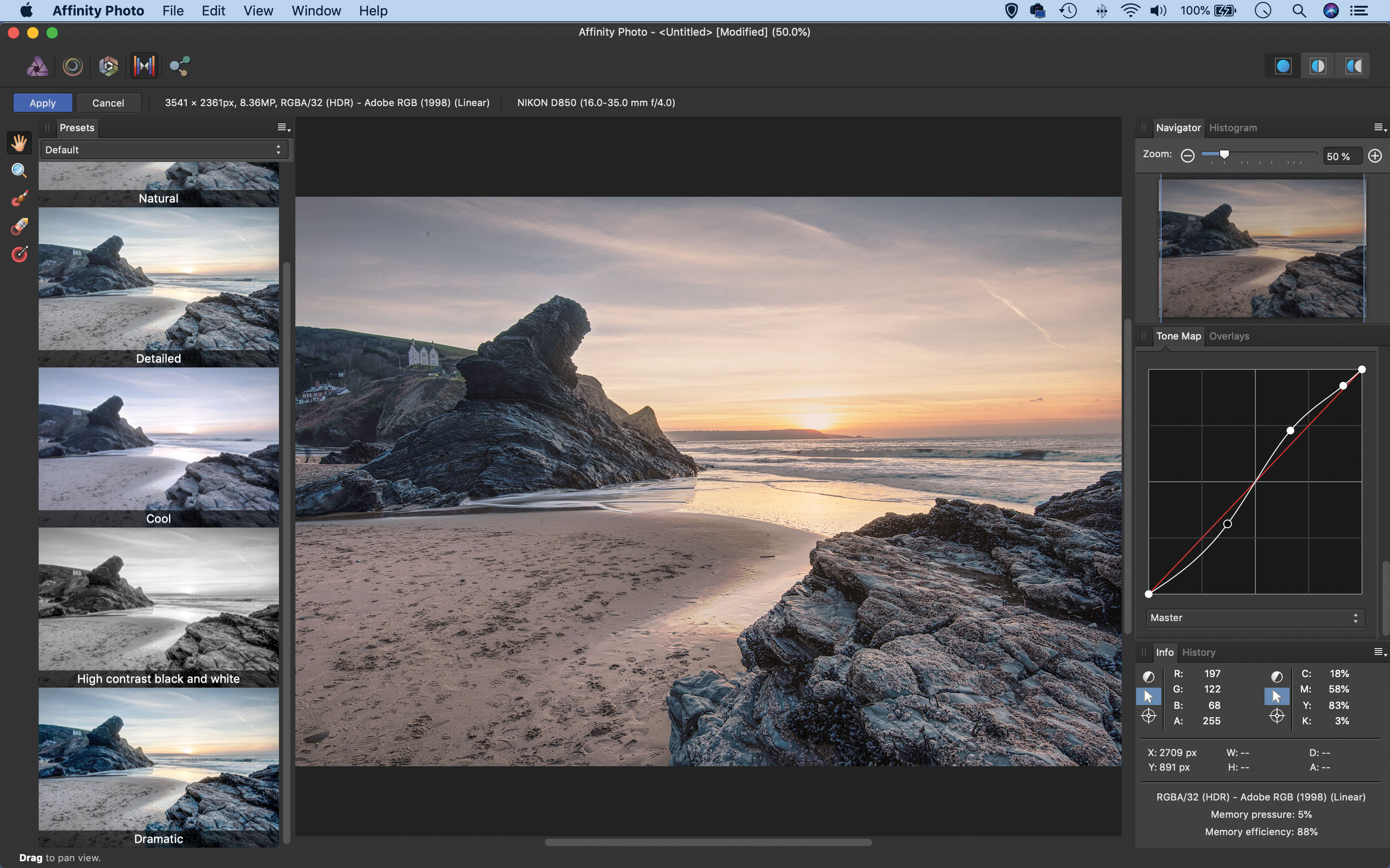 Интерфейс Affinity Photo при работе с HDR-изображением и панелью тоновой коррекции