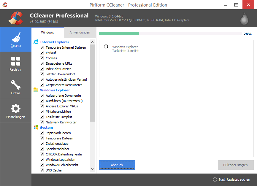 Классический интерфейс CCleaner с пунктом Registry в левой панели